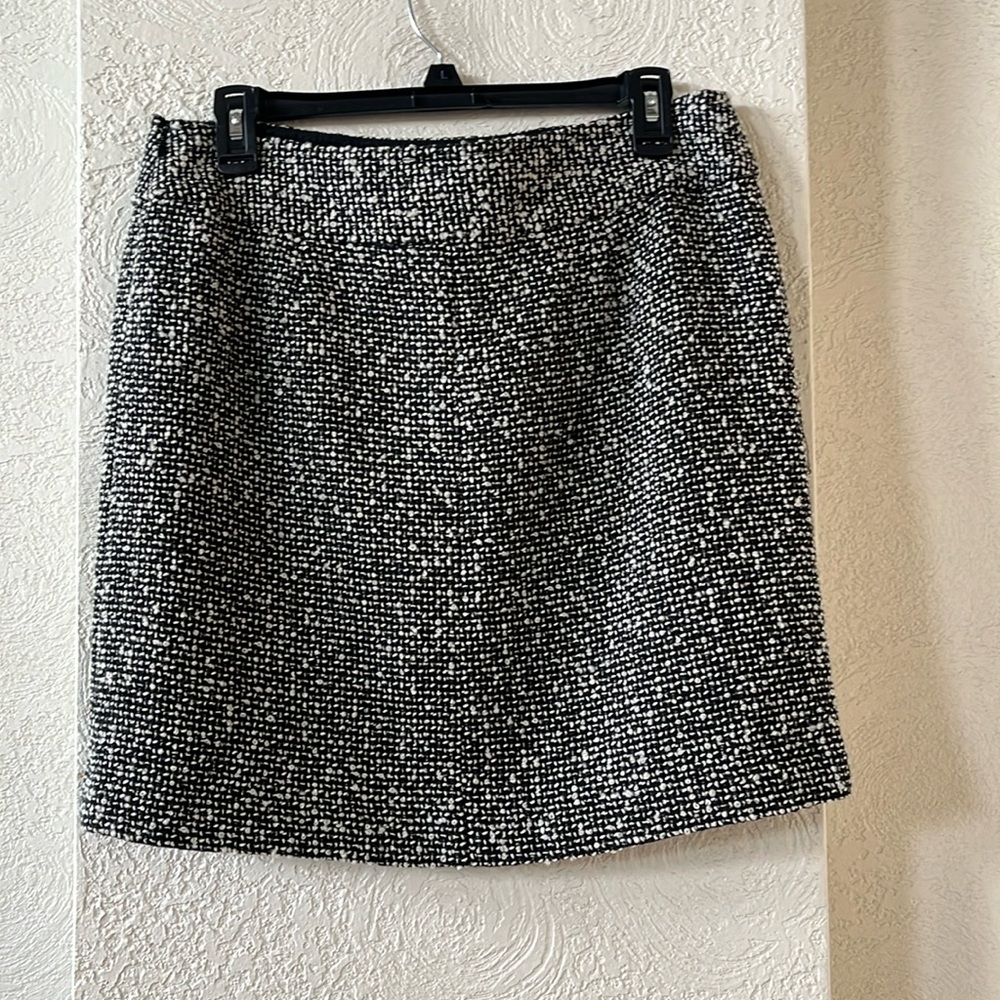 INC- Women’s wool skirt size 10